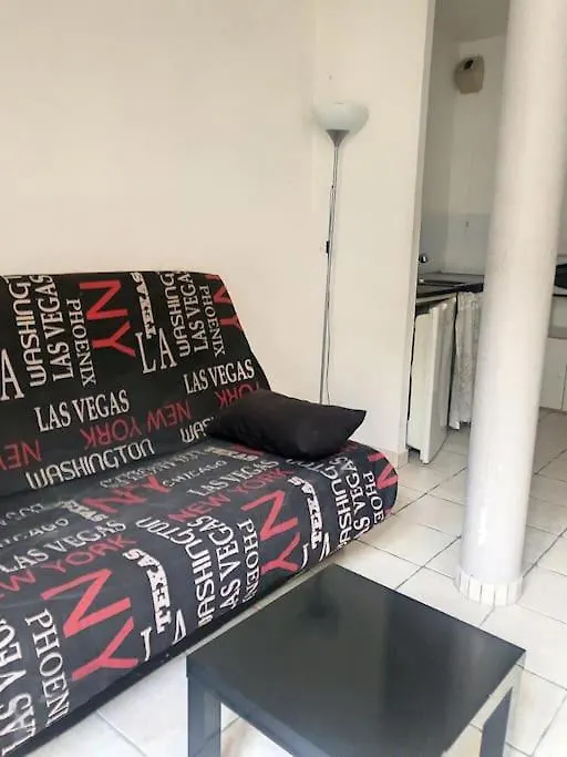 Studio Hypercentre Avignon Apartment 0*,